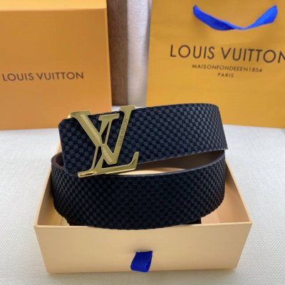 配全套包装礼盒 Lv 代工厂货品 4.0宽度 可验货，正品一体铸造五金，原厂皮料。
