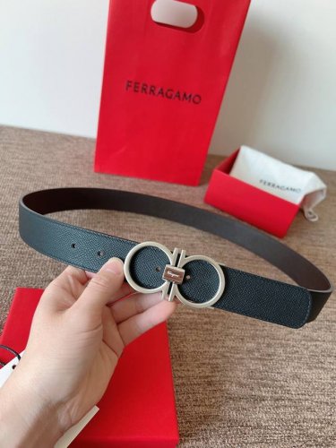 特 Ferragamo.菲拉格慕 全套新款包装 宽度3.5Cm 高级定制款男士皮带 双面进口牛皮 可双面使用 自行选择搭配 真材实料 很有质感 时尚经典不失风范