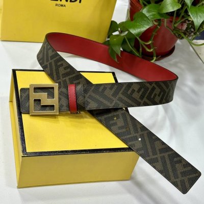 Fendi 芬迪 专柜同款 宽4.0Cm 双环正反用腰带 Ff按钉搭扣 红色Cuoio Romano皮革材质 反面面料带有烟草黄和黑色Ff图案 四方金属饰面 时