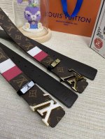 品名：Lv..路易..威登原单 材质：原单牛皮腰带 百分百头层牛皮腰带保证真皮，24K纯钢扣，专柜原单品质、做工精细，时尚大牌，送人自用首选 包
