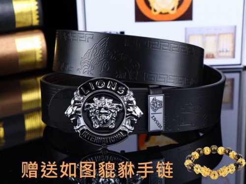 皮带：范思哲.Ver 原单 腰带：百分百头层牛皮，双面荔枝纹，保证真皮。24K纯钢扣双面可用专柜同等质量， 送人自用首选 包装： 请认准如图专柜包装，赠送打孔器