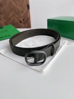 -Bv 2025最新款男士编织腰带 纯手工Intreccio大格子编织 意大利荔枝纹小牛皮搭配椭圆形枪色针扣 侧面有标识 可活动皮圈 宽度35Mm 颜色: 原野