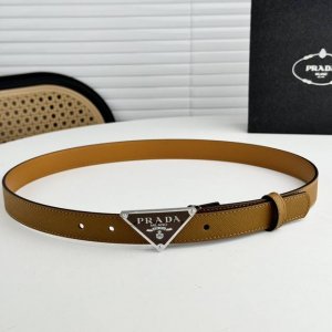 Rada 头层小牛皮打造 简约不失经典，2.5Mm精品