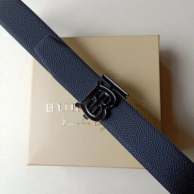 品牌:博柏利 价格:特 尺寸:带宽40Mm 正品尺寸 五金材质:专柜精品扣，真空电镀，工艺精细 带身材质:天然头层牛皮.质感十足，手感柔软。时尚个性，经典百搭！