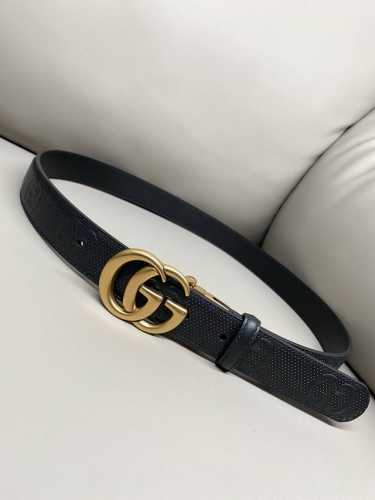 特 Gucci Signature 官網更新3.0寬度 熱壓款 雙G扣印花纹理坚实 進口小牛皮面皮