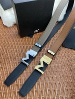 品名：万宝龙 Montblanc 原单 材质：原单牛皮腰带 百分百头层牛皮腰带保证真皮，24K纯钢扣，专柜原单品质、做工精细，时尚大牌，送人自用首选 包装： 请