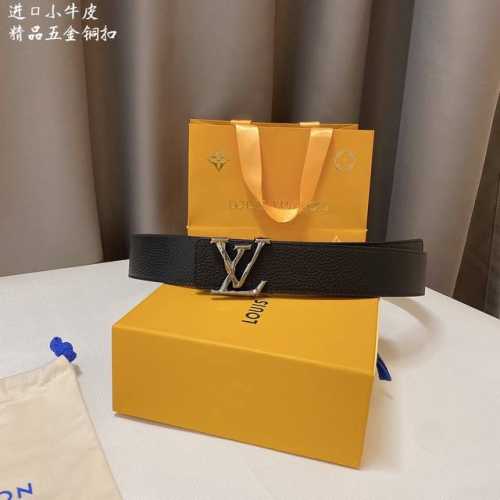 Lv路易威登 官网同步 宽度4.0Cm 精品扣 搭配设计 用了精品电镀五金 工艺精湛 双面进口小牛皮