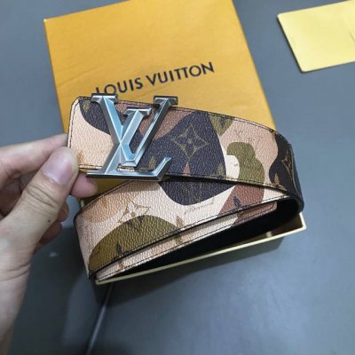 原版包裝 L0Uis Vuitt0N 專櫃最新升級版本 寬度40毫米 精湛工藝定制帆布面料襯托進口小牛皮底 搭配精鋼字母搭扣 經典百搭款！