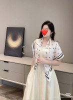 新款 Chanel 官网同步 双面同色蝴蝶结 18姆米 2025新品方巾必须征服它今年丝巾的戴法 一下子特别了许多 话题度太高只要营业 穿搭必出圈 大胆尝试了一