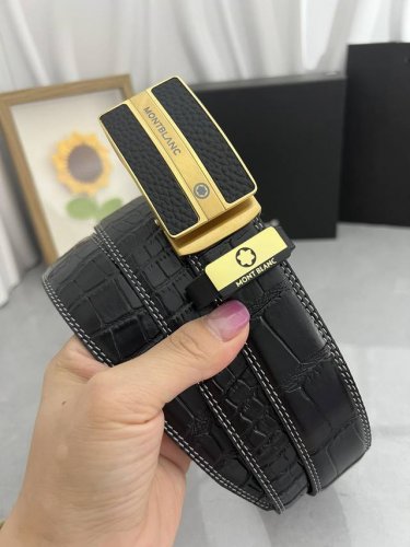 品名：万宝龙 Montblanc 自动带 材质：原单牛皮腰带 百分百头层牛皮腰带保证真皮，24K纯钢扣，专柜原单品质、做工精细，时尚大牌，送人自用首选 包装：