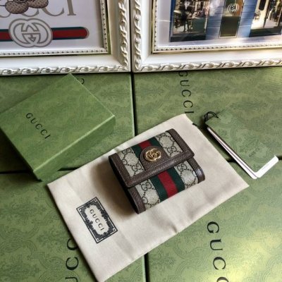 顶配版 配绿盒包装G家顶级货品 ！原单品质，实物实拍！G的标志最早在20世纪70年代使用，它是古驰原设计从1930年代演变而来的，从那以后，它就成了古驰传统的象