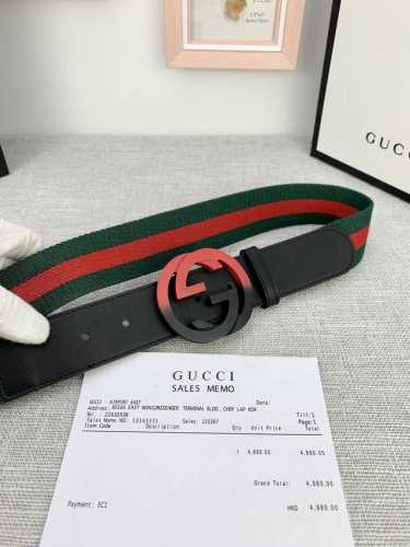 宽度4.0Cm G U C C I 经典帆布织带腰带 头尾用采头层小皮牛的点缀 配以织纹质皮滚边和原单钢扣。夏季男百女搭款 上身效超果级棒