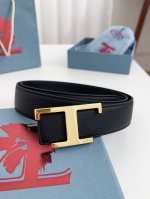 Tods 顶级货品 宽度3.5Cm 双面牛皮材质，皮质柔软，做工精细。 纯铜的扣头，多种颜色可选择。 码数：100-125Cm 包装：全套包装