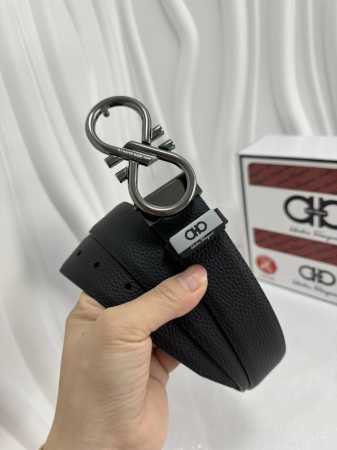 品名：菲拉格幕 原单 材质：原单牛皮腰带 百分百头层牛皮腰带保证真皮，24K纯钢扣，专柜原单品质、做工精细，时尚大牌，送人自用首选 包装： 请认准如图专柜包装赠 - 点击图像关闭