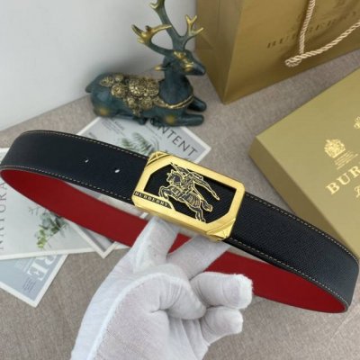 巴宝莉 特种皮腰带系列 ，原厂五金精品不锈钢扣，手感柔软舒适 宽3.8Cm。