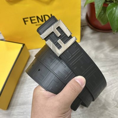图片包装+10 Fendl 芬迪 宽40Mm双面原版小牛皮 搭配单钌钯电镀扣 完美的手感.油边 出众的设计.风格 高贵奢华 时尚大方 高清实拍 货真价实 品质保