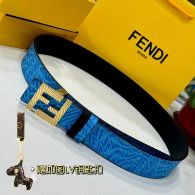 Fendl 芬迪 专柜同款 宽40Mm原版定制天蓝色ffvertigo图案皮料 搭配ff按钉钢扣 时尚潮流 经典百搭款