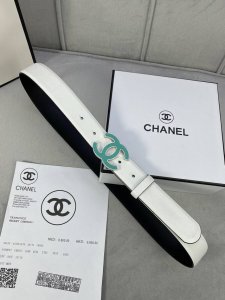 宽度3.0Cm Chanel 香奈儿 进口柔软小牛皮搭配金 银色金属磨胶钢扣。
