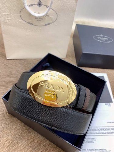 Prada 纯原普拉达双面腰带，意大利外贸公司单，Saffiano十字纹牛皮，原厂拉丝五金。男士时尚日常生活皮带，上身效果百搭休闲。宽度3.5Cm，官网同步！
