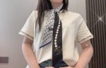 两色现货小珍珠 专柜同款！香奈儿束发带 飘带款！可当小围巾，绑头发，绑手袋，绑在手腕装饰！多功能随便你搭配！双面斜纹真丝！规格6*120！