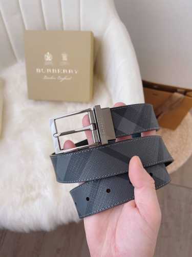 Burberry.巴宝莉 全套包装 精品旋转五金扣 宽度35Mm 搭配原版皮带 对版 款式休闲易搭配服饰 带身可双面用