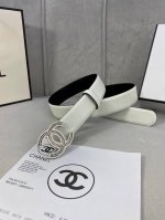 宽度3.0Cm Chanel 香奈儿 女士腰带 小牛皮 经典扣头 内侧Cnc走光处理 边角手感圆润配有 金 银色金属镶钻钢扣