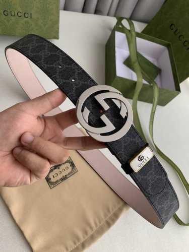 品名：古奇.Gu...Cci原单 型号： 杏防磨砂皮底，挂扣，实物拍摄 材料：头层牛皮，保证真皮。24K纯钢扣专柜同等质量， 送人自用首选 包装： 请认准如图专