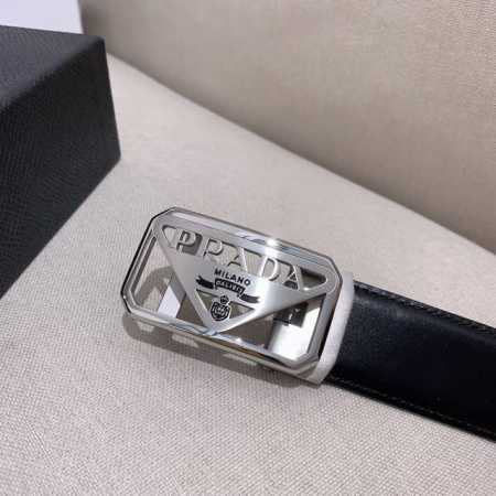 普拉达 Prada 是意大利奢侈品牌，独特的设计结合了流行简约与优雅的气质，完美地衬托出prada优秀的产品。风格独树一帜！35Mm宽度 - 点击图像关闭