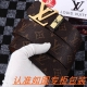 品名：Lv..路易..威登原单 材料：百分百头层牛皮，保证真皮。24K纯钢扣双面可用专柜同等质量， 送人自用首选 包装： 请认准如图专柜包装，赠送打孔器，银联发