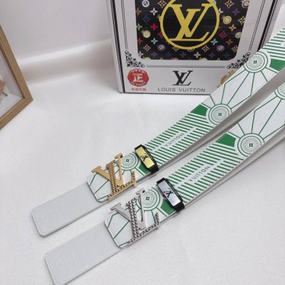 品名：Lv..路易..威登 材质：原单牛皮腰带 百分百头层牛皮腰带保证真皮，24K纯钢扣，专柜原单品质、做工精细，时尚大牌，送人自用首选 包装： 请认准如图专柜