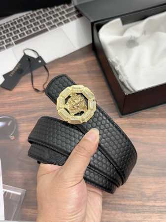 特 范思哲皮革腰带，宽度：3.8Cm,以经典美杜莎头像装饰设计。9115 - 点击图像关闭