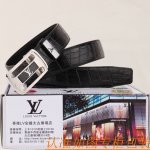 腰带皮带：Lv 路易威登自动带牛皮皮带 男款皮带：材质百分百头层牛皮腰带保证真皮皮带，专柜原单品质、做工精细，时尚大牌，送人自用首选包装： 请认准如图专柜包装赠