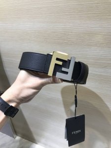 新款 Fd 宽38 Mm 支持Nfc 芯片扫描，标志造型皮带，原版双层间色 双层F铆钉扣，进口原版小牛皮压花制成，镀金表面金属制品，品质保证，非市场通货！