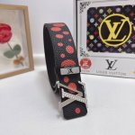 品名：Lv..路易..威登 材质：原单牛皮腰带 百分百头层牛皮腰带保证真皮，24K纯钢扣，专柜原单品质、做工精细，时尚大牌，送人自用首选 包装： 请认准如图专柜