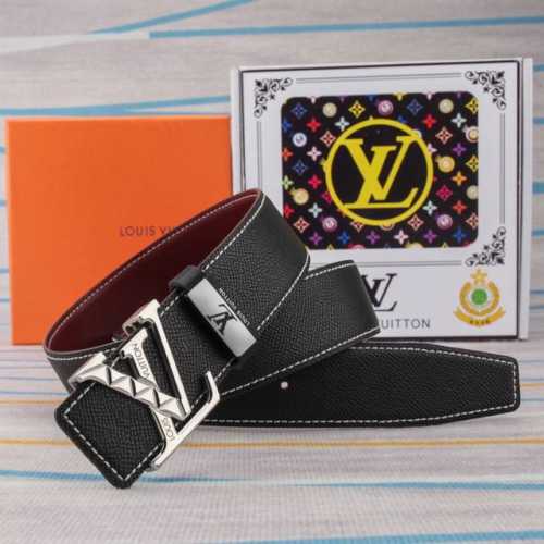 品名：Lv..路易..威登原单 材质：原单牛皮腰带 百分百头层牛皮腰带保证真皮，24K纯钢扣，专柜原单品质、做工精细，时尚大牌，送人自用首选 包装： 请认准如图