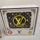 品名：Lv..路易..威登 材质：原单牛皮腰带 百分百头层牛皮腰带保证真皮，24K纯钢扣，专柜原单品质、做工精细，时尚大牌，送人自用首选 包装： 请认准如图专柜