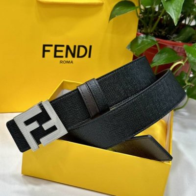 Fendl 芬迪 宽40Mm双面原版小牛皮 搭配单钌钯电镀扣 完美的手感.油边 出众的设计.风格 高贵奢华 时尚大方 高清实拍 货真价实 品质保证 双面用