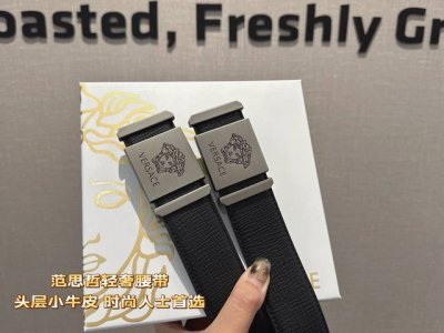 礼物首选爆款范思哲宽度：3.8Cm 新款原版搭配专柜新款扣头。 时尚百搭，追求高端 原版的品质，品味的体现，休闲高大上！ Iphone实物实拍， 上身效果超好，