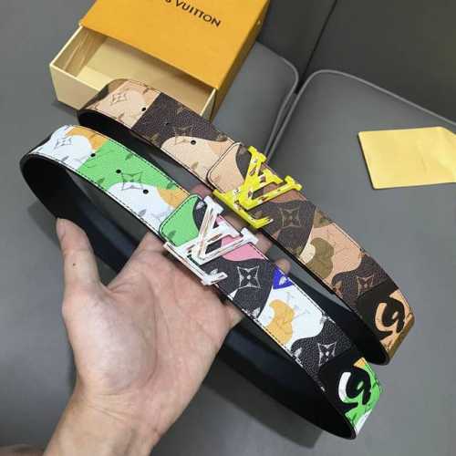 L0Uis Vuitt0N 專櫃最新升級版本 寬度40毫米 精湛工藝定制帆布面料襯托進口小牛皮底 搭配精鋼字母搭扣 經典百搭款！