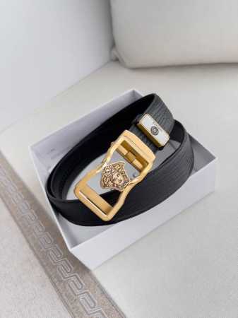 品名：范思哲.Versace.皮带腰带自动皮带 型号：自动带，纯钢材质经典人头自动扣，图片实物拍摄 腰带：百分百头层牛皮，自动带身，保证真皮。24K纯钢扣永不掉 - 点击图像关闭