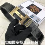 品牌：爱马仕.Hermes原单 型号：请认准如图专柜正品包装 等级：意大利进口百分百头层牛皮，鳄鱼纹。Hermes.爱马仕。世界著名奢侈品品牌。进口头层牛皮，国