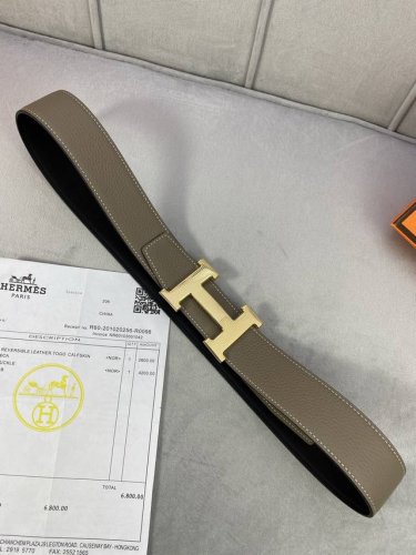 专柜同步 Hermes 爱马仕，专柜同款，3.8Cm宽，带身采用进口头层Togo牛皮，Boxer牛皮衬里，配经典八角花纹工艺配件，可双面使用，顶级做工无可挑剔