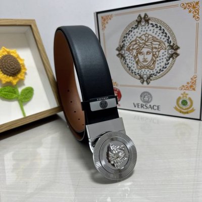 品名：Versace.范思哲 材质：原单牛皮腰带 百分百头层牛皮腰带保证真皮，24K纯钢扣，专柜原单品质、做工精细，时尚大牌，送人自用首选 包装