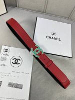 宽度3.0Cm Chanel 香奈儿 进口柔软小牛皮搭配金 银色金属磨胶钢扣。