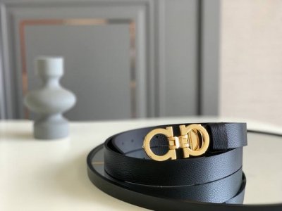 正品有售Ferragamo 菲拉格慕 Italy专柜在售正品 此款采用原厂进口皮制作 走线油边细致 正品开模 搭配原版Gancio五金 3.5Cm规格 顶级