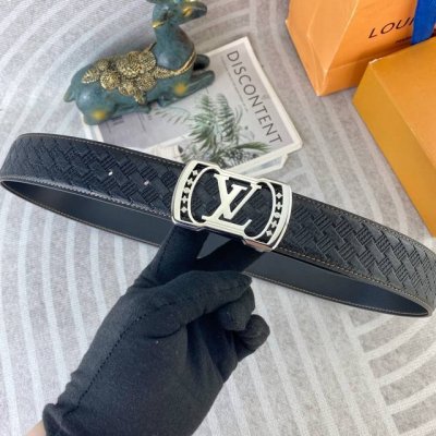 lv 特种皮腰带系列 ，原厂五金精品不锈钢扣，手感柔软舒适 宽3.8Cm。