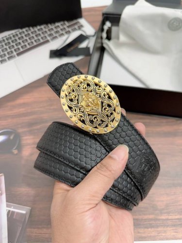 特P250范思哲原单，宽度了3.8Cm,原版皮商务休闲两用，911584