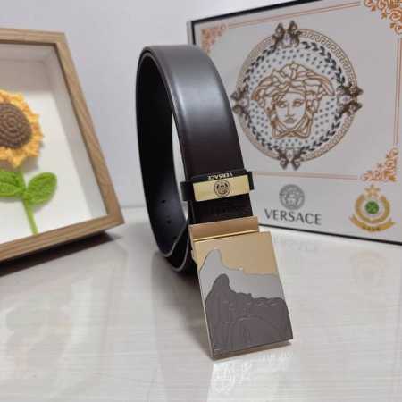 品名：Versace.范思哲 材质：原单牛皮腰带 百分百头层牛皮腰带保证真皮，24K纯钢扣，专柜原单品质、做工精细，时尚大牌，送人自用首选 包装 - 点击图像关闭