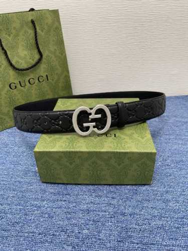 Gucci 经典款进口原厂印花面 搭配原版皮底 精品钢扣 宽4.0 Cm 经典永不过时款 潮流大方 时尚百搭