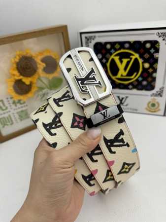 品名：Lv..路易..威登原单 材质：原单牛皮腰带 百分百头层牛皮腰带保证真皮，24K纯钢扣，专柜原单品质、做工精细，时尚大牌，送人自用首选 包装： 请认准如图 - 点击图像关闭